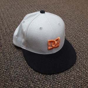 Vintage 2000s DC Shoe Co STARTER Skateboarding Snapback Hat Adult OSFM